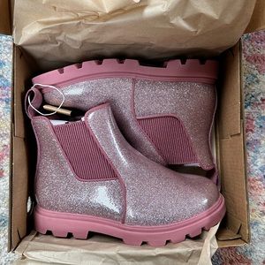 NWT Native Boots size C13